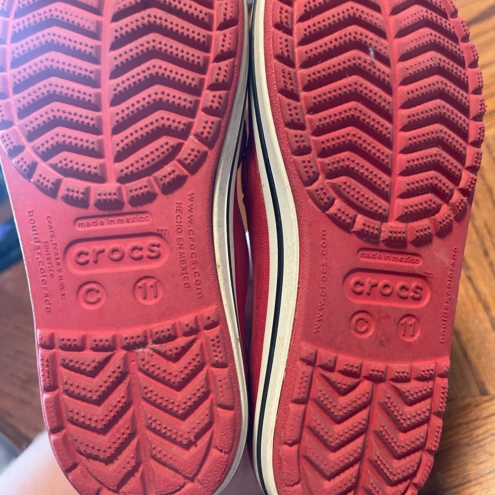 CROCS Kids Red MaryJanes - Picture 6 of 6
